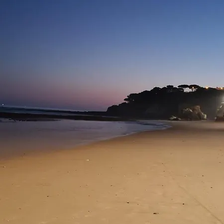 Vista Ondas Αλμπουφέιρα